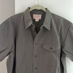 Men’s Large Filson Gray Button Down Shirt